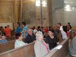 Hraní a zpívání v kostele 30. 7. 2016